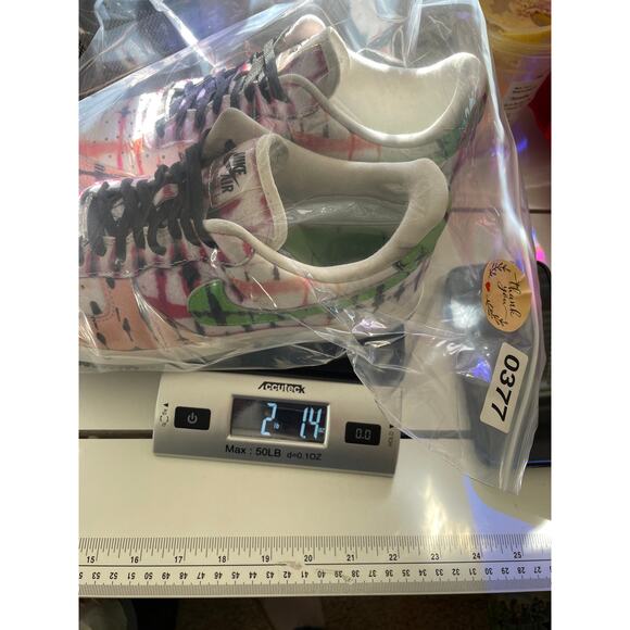 Nike Air Force 1 Low Tie Dye Men’s 9.5 Multicolor Green Pink Streetwear - Picture 14 of 14